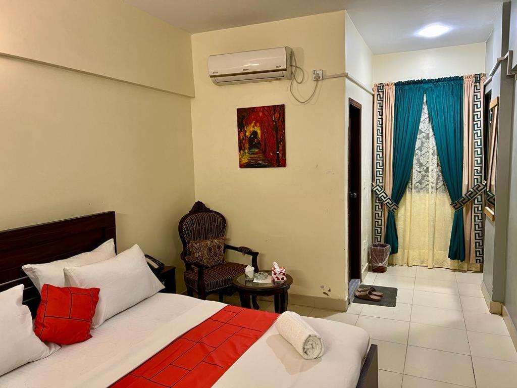 Hotel Rooms Dha Karachi Exterior foto